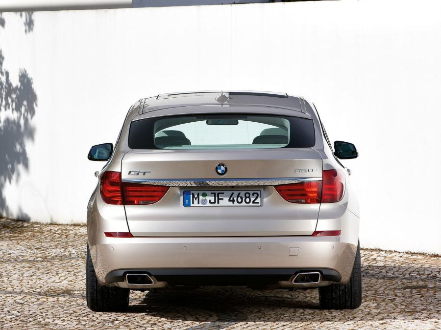  BMW 550i Gran Turismo 2009 года  (фото 3 из 22)